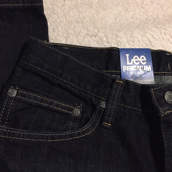 NWT Lee Premium Select Straight Fit Jeans Size 18 - Picture 3 of 8